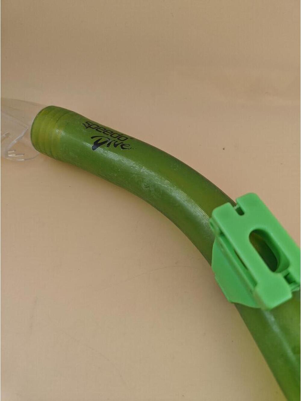 Speedo Green Snorkel Swim Diving Breathing Tube Adult Youth Used - Picture 3 of 3